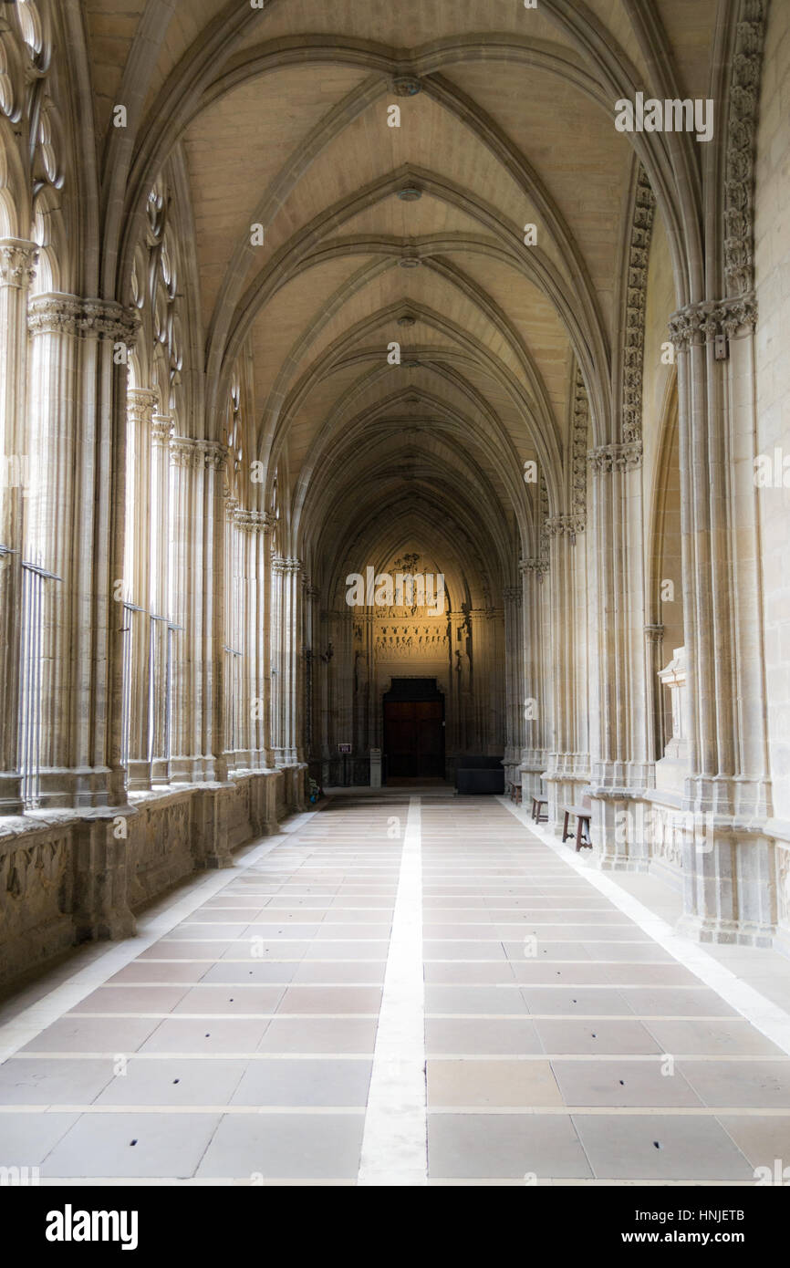 Die gotische Kathedrale von Royal Saint Mary in Pamplona stammt aus dem 15. Jahrhundert Stockfoto