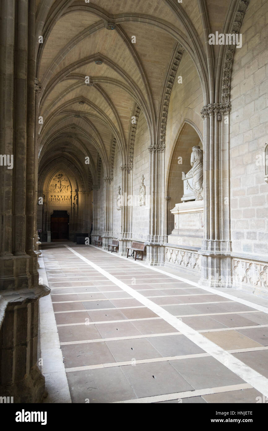 Die gotische Kathedrale von Royal Saint Mary in Pamplona stammt aus dem 15. Jahrhundert Stockfoto