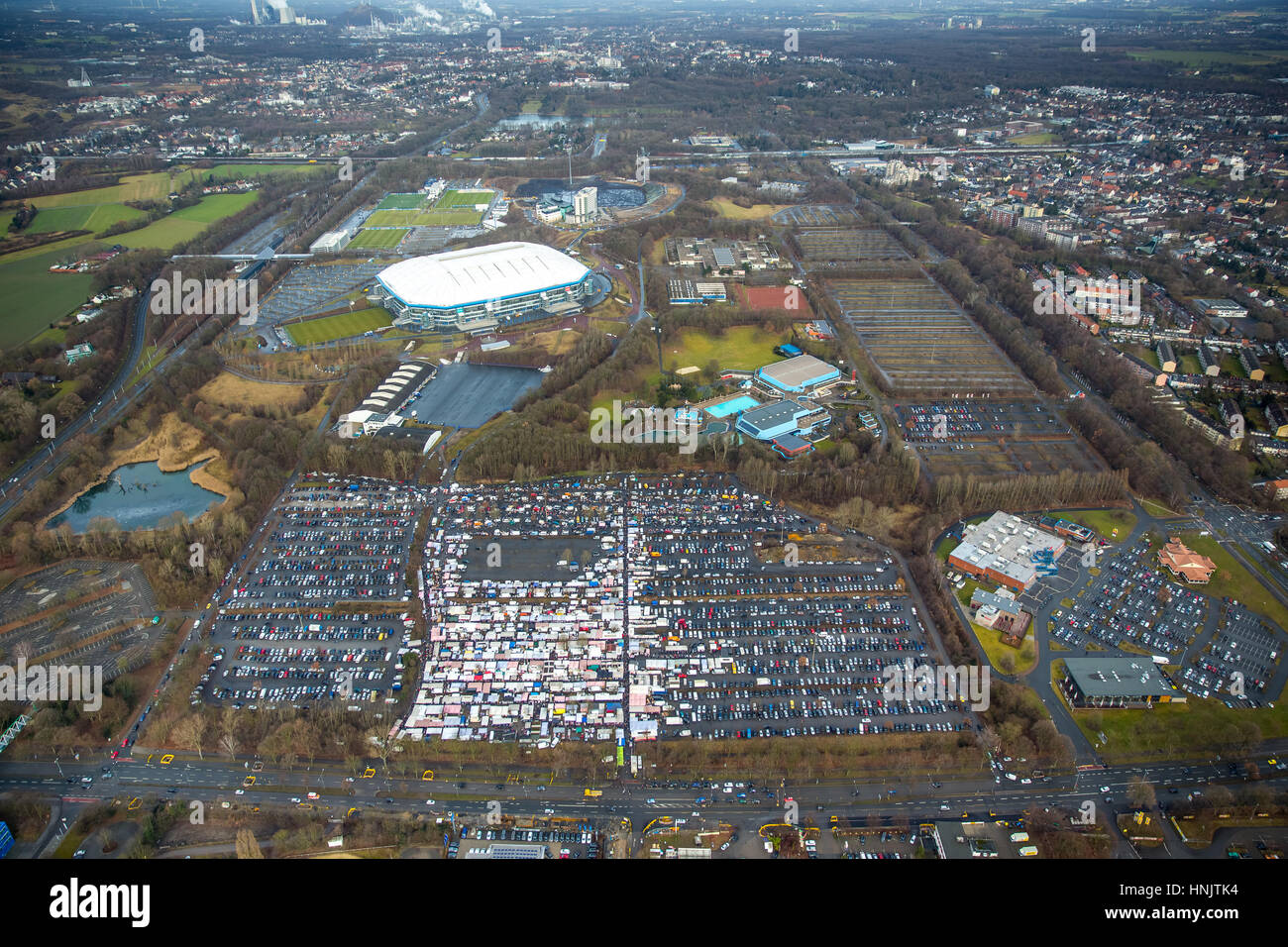 Flohmarkt in der Arena Auf Schalke, Stände, Händler-Ständen, Gelsenkirchen-Buer, Ruhrgebiet, Nordrhein-Westfalen, Deutschland Stockfoto