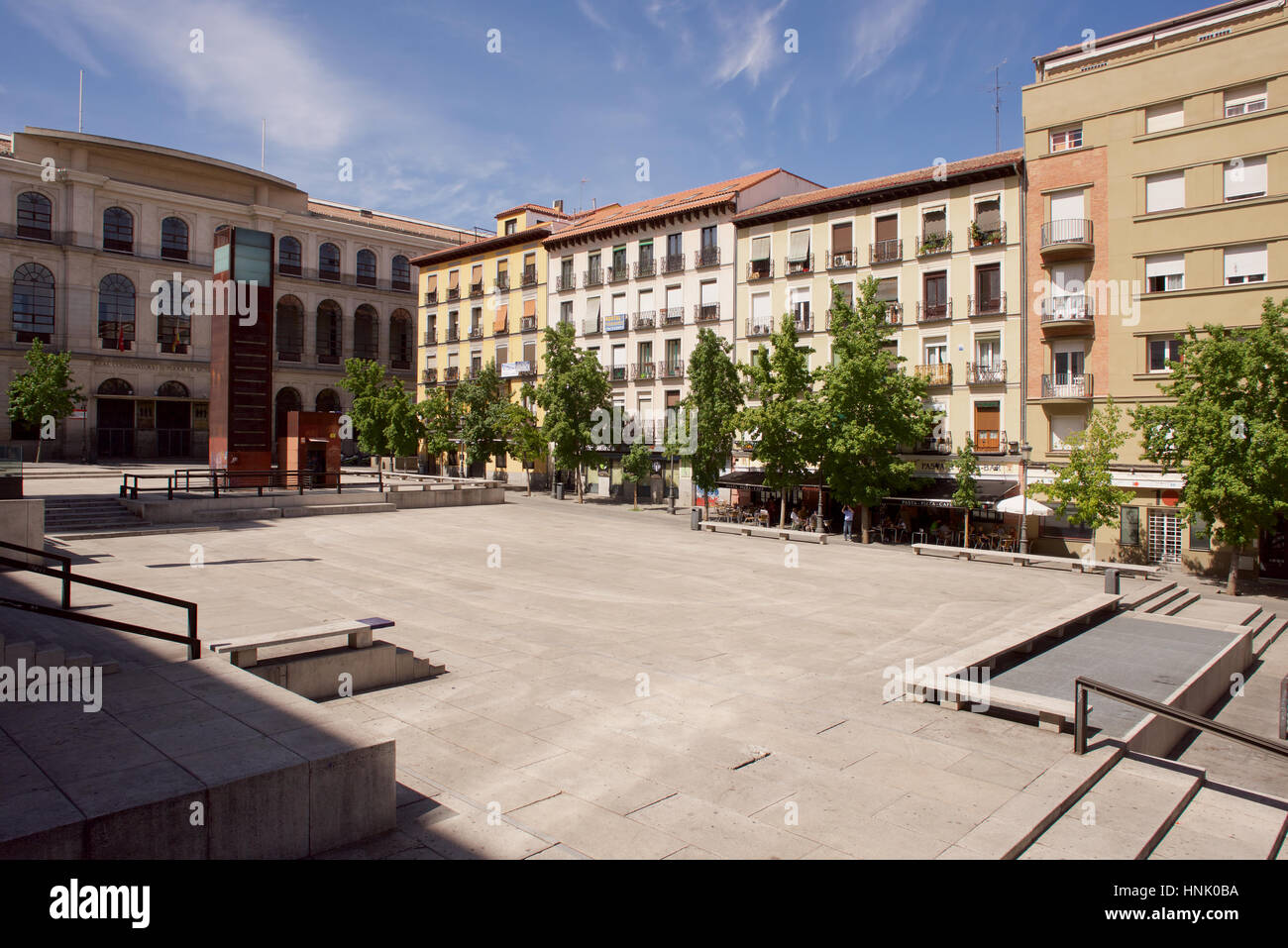 Gebäude an der Calle de Santa Isabel in Madrid, Spanien Stockfoto