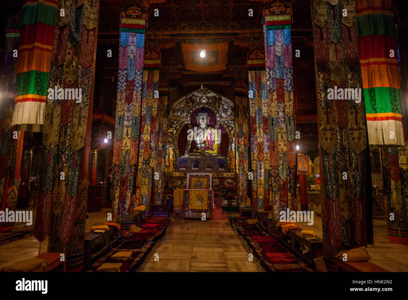 Malereien im Inneren Tagong Kloster in der tibetischen Hochebene Region in Sichuan, China. Stockfoto