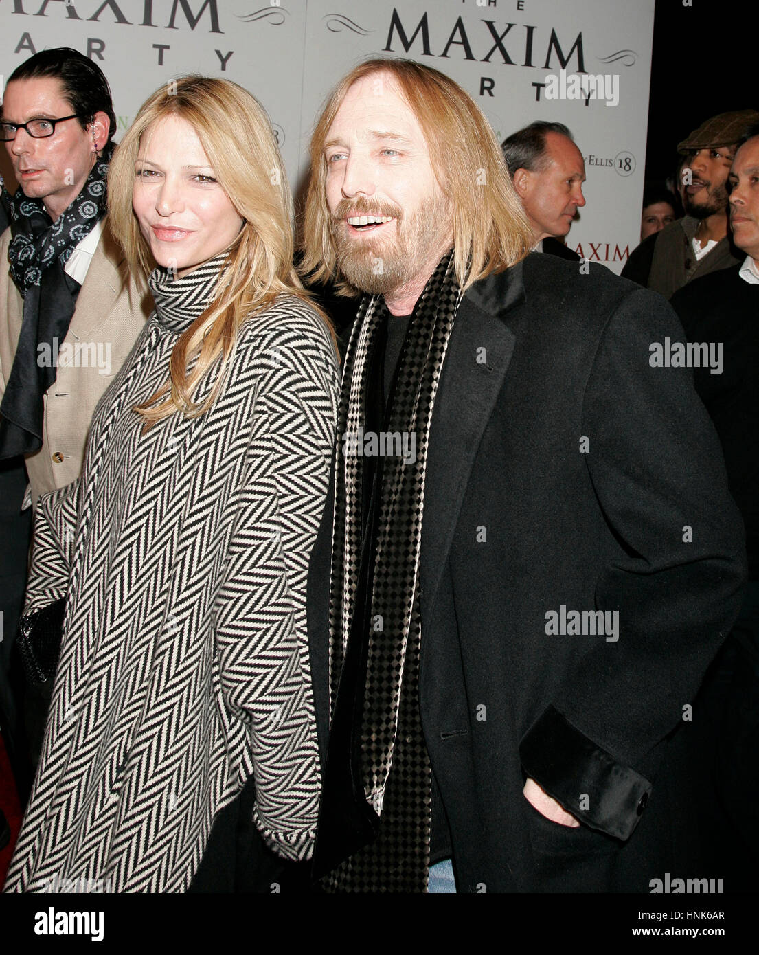 Tom Petty und Frau, Dana York, kommt an der Maxime Super Bowl Party in der Stone Rose im Fairmont Scottsdale Princess in Scottsdale, AZ am Freitag, Februar 1, 2008. Foto von Francis Specker Stockfoto