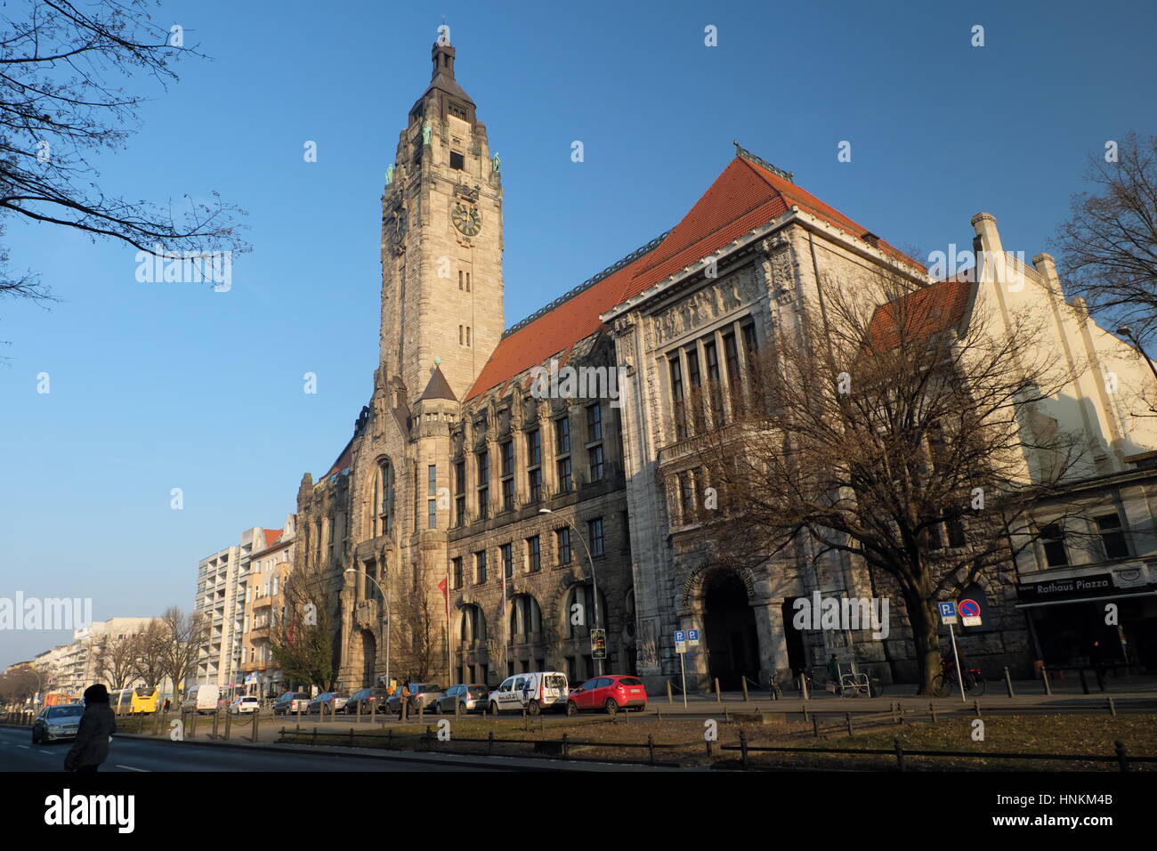 Rathaus Charlottenburg, Otto-Suhr-Allee - Rathaus, Architekten Heinrich Reinhardt & Georg Süßenguth, Jugendstil, 1899-1905. Turm Höhe 87metres. Stockfoto