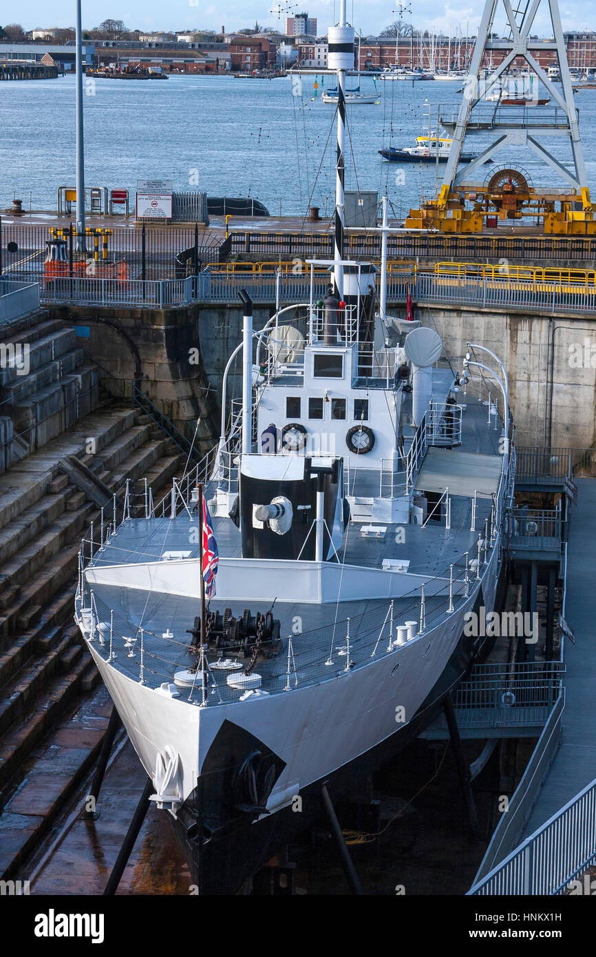 HMS M33 ist ein Monitor M29-Klasse der britischen Royal Navy im Jahre 1915 erbaut. Sie sah aktiven Dienst im Mittelmeer während des ersten Weltkriegs und in Russland Stockfoto