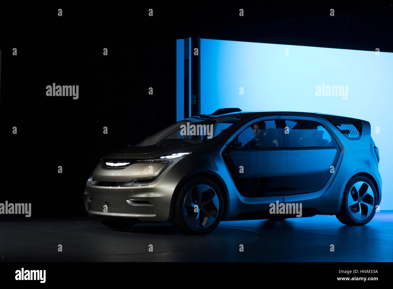 Das Portal der Chrysler Concept Car zeigt sich während einer Präsentation auf der internationalen Consumer Electronics Show (CES) in Las Vegas, Nevada. Stockfoto