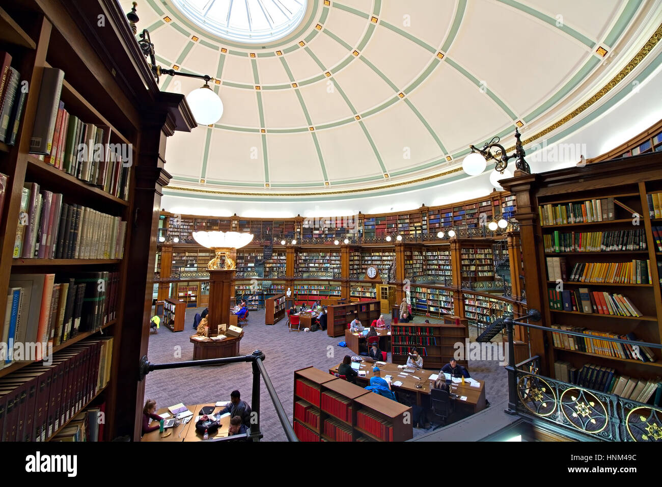 LIVERPOOL UK 4. JANUAR 2017. Picton Lesesaal in Liverpool Central Library. LIVERPOOL-UK Stockfoto