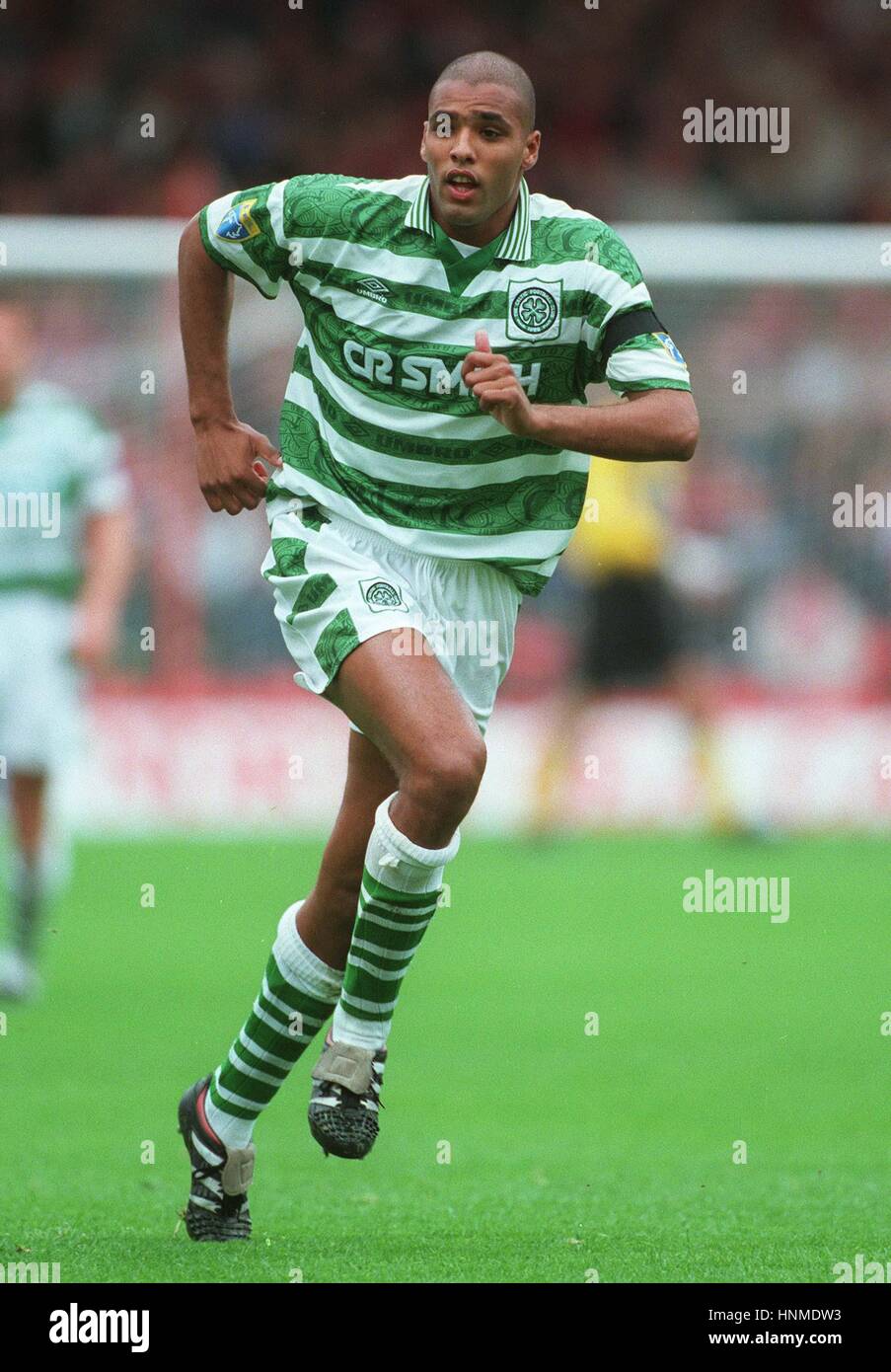 PIERRE VAN HOOIJDONK GLASGOW CELTIC FC 11. September 1995 Stockfoto