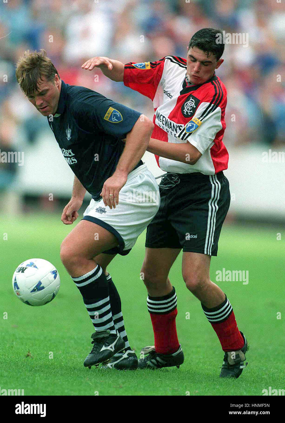 CHARLIE MILLER & JOHN CLARKE FALKIRK V RANGERS 16. September 1995 Stockfoto