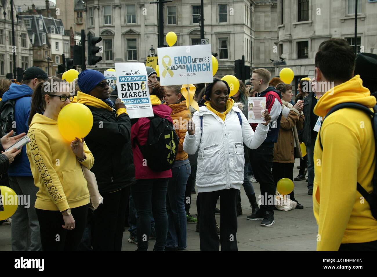 Die UK Endometriose weltweit März in London zur Sensibilisierung für die Krankheit. Stockfoto