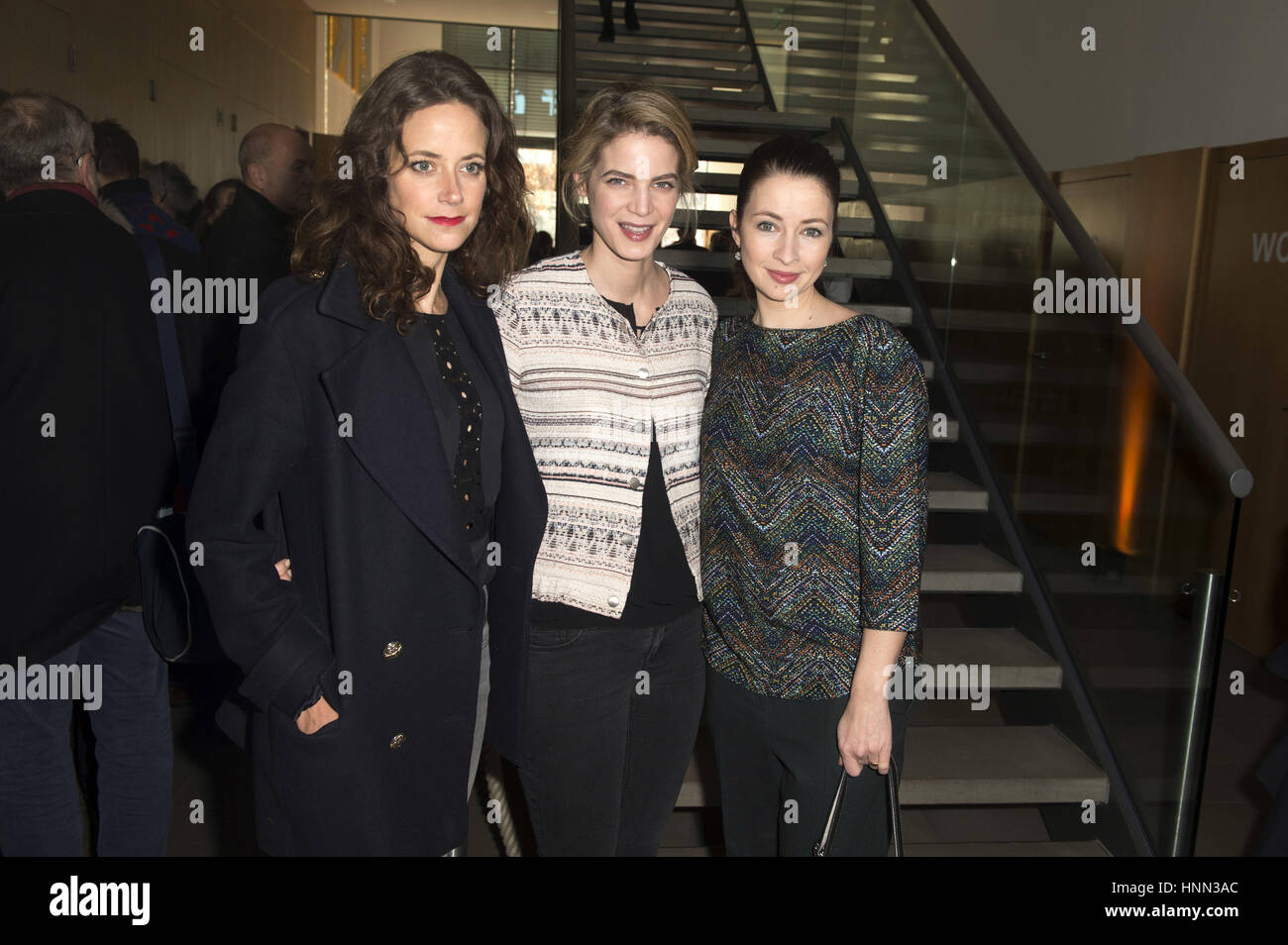 Berlin, Deutschland. 14. Februar 2017. Anja Knauer, Loretta Stern Und Rike Schmid Beim Empfang der Hessischen Niedrigqualifizierte in der Hessischen Landesvertretung. Berlin, 14.02.2017 | Nutzung weltweit Credit: Dpa/Alamy Live-Nachrichten Stockfoto