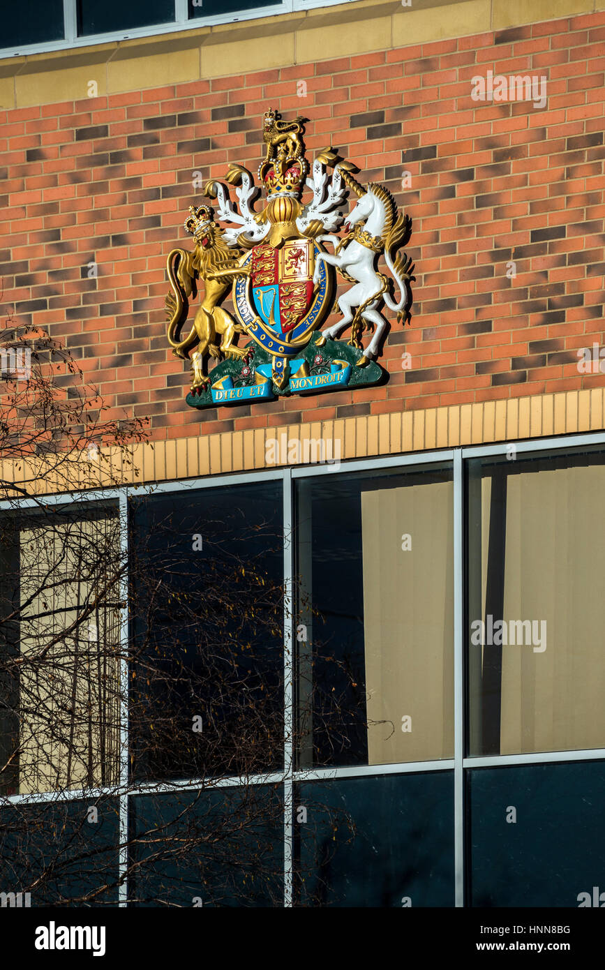 Königliche Wappen auf Gesetz Gerichtsgebäude Stockfoto
