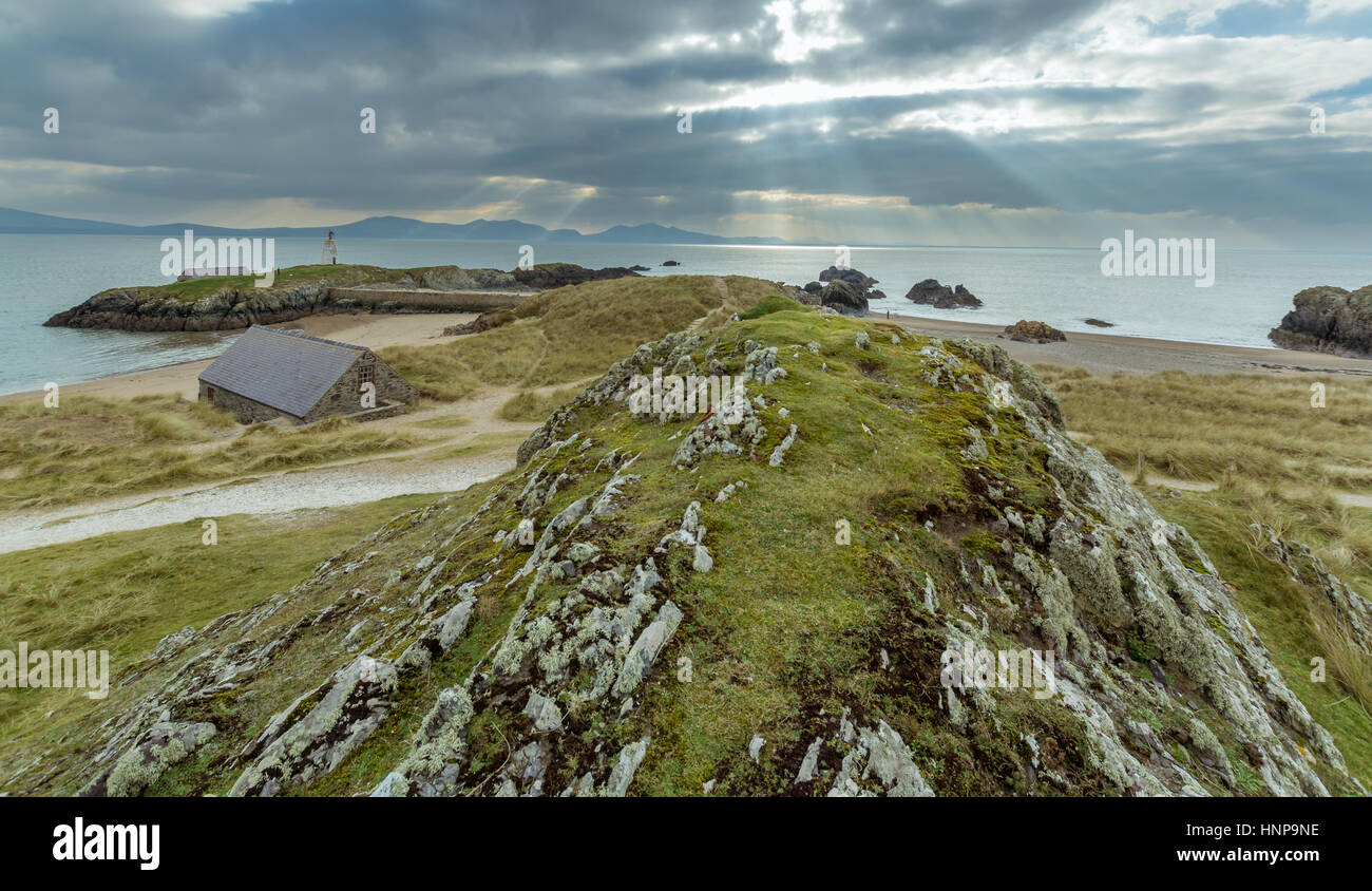Blick auf Twr Bach Leuchtturm auf Llanddwyn Island, Anglesey Stockfoto