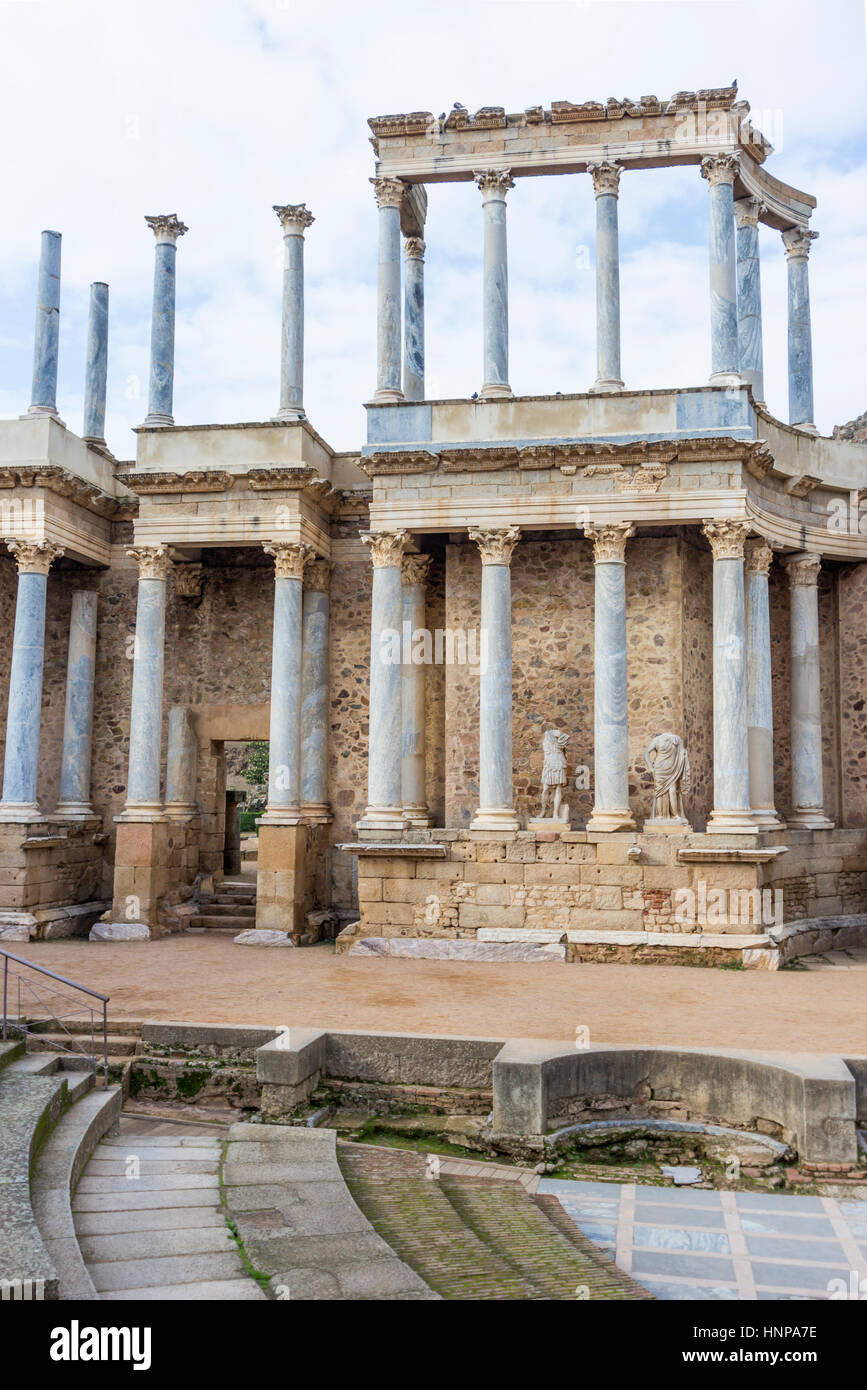 Merida, Provinz Badajoz, Extremadura, Spanien. Detail der Bühne des römischen Theaters, gebaut in den Jahren 16 bis 15 BCE. Stockfoto