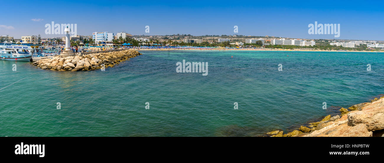 Eingang zum Hafen Zypern Ayia Napa Stockfoto