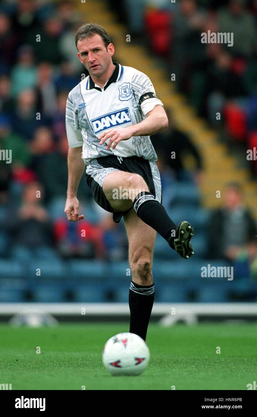 DAVE WATSON EVERTON FC 4. April 1996 Stockfoto