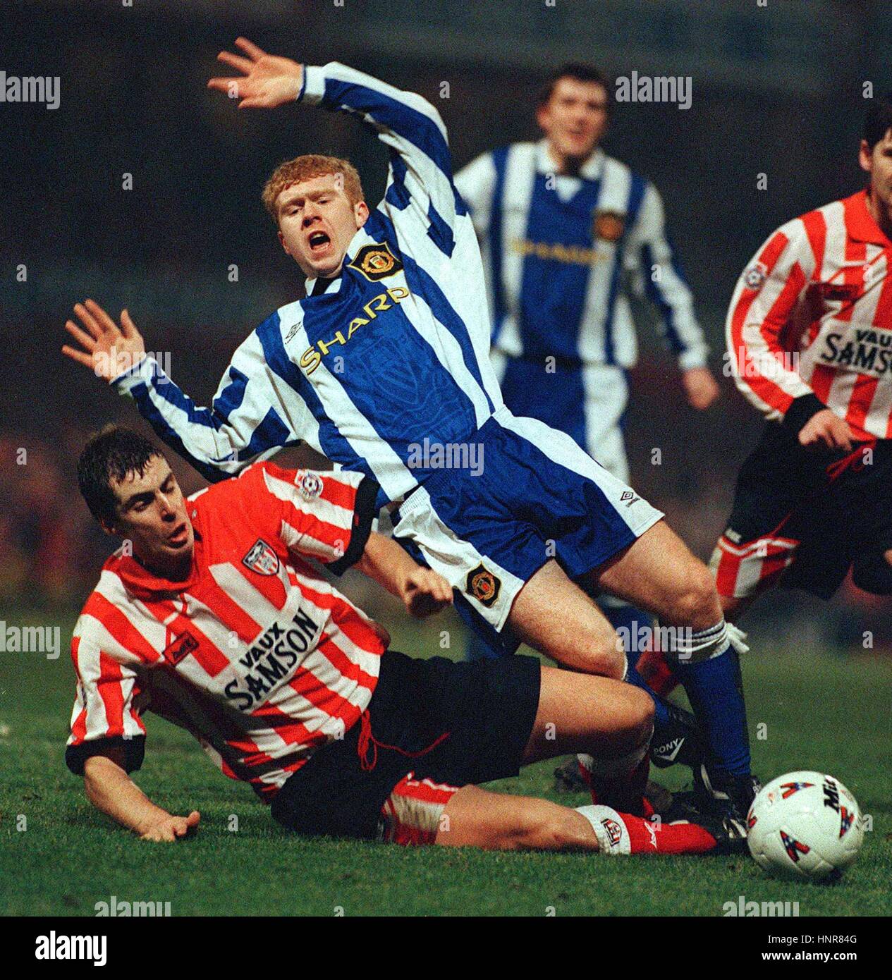 PAUL SCHOLES & ANDREW MELVILLE SUNDERLAND V MANCHESTER UNITED 22. Februar 1996 Stockfoto