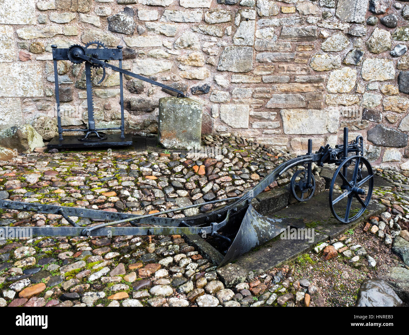 Alten Ackergeräte im Fife Folk Museum in Ceres Fife Schottland Stockfoto