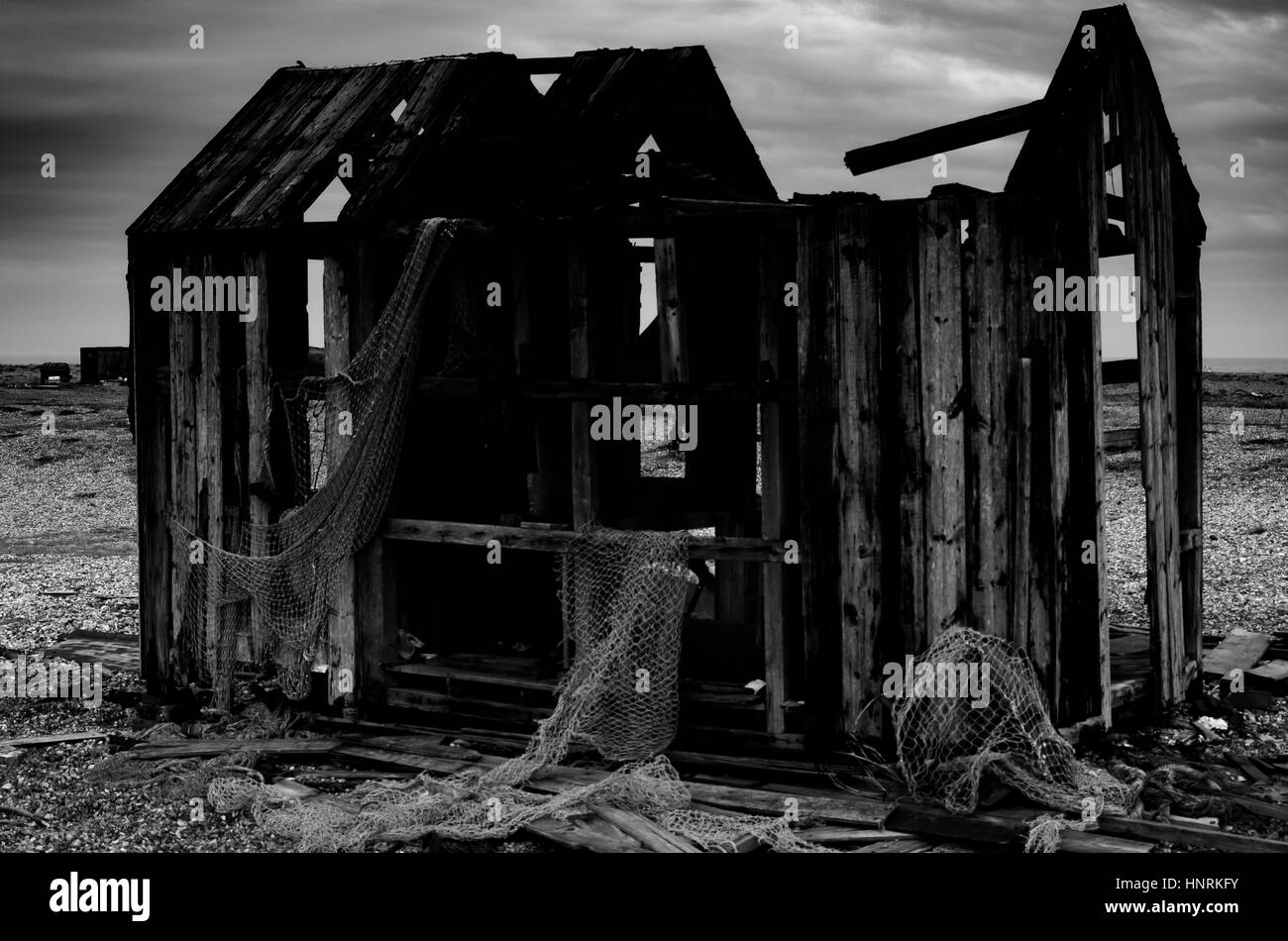 Feuer beschädigt und ärztliche-Strandhütte Stockfoto