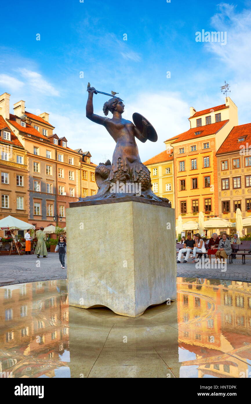 Warschau - Meerjungfrau-Statue auf dem Marktplatz, Altstadt, Polen Stockfoto