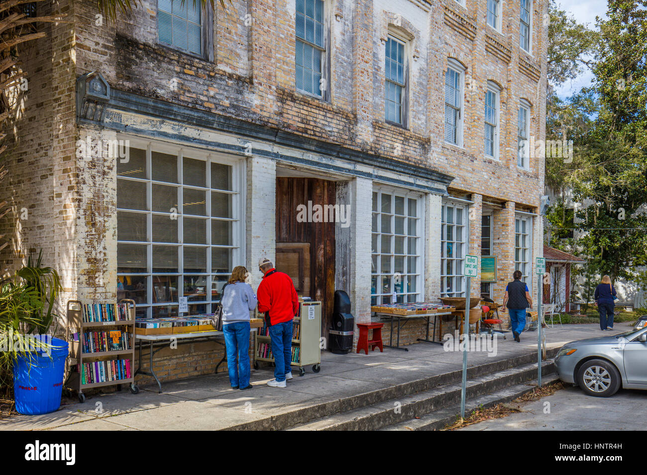 Cholokka Boulevard in Micanopy im Alachua County. Floridas selbsternannten Antiquitäten Hauptstadt. Benannt zu Ehren ein Seminole Indianer Häuptling ließ sich in1821 Stockfoto