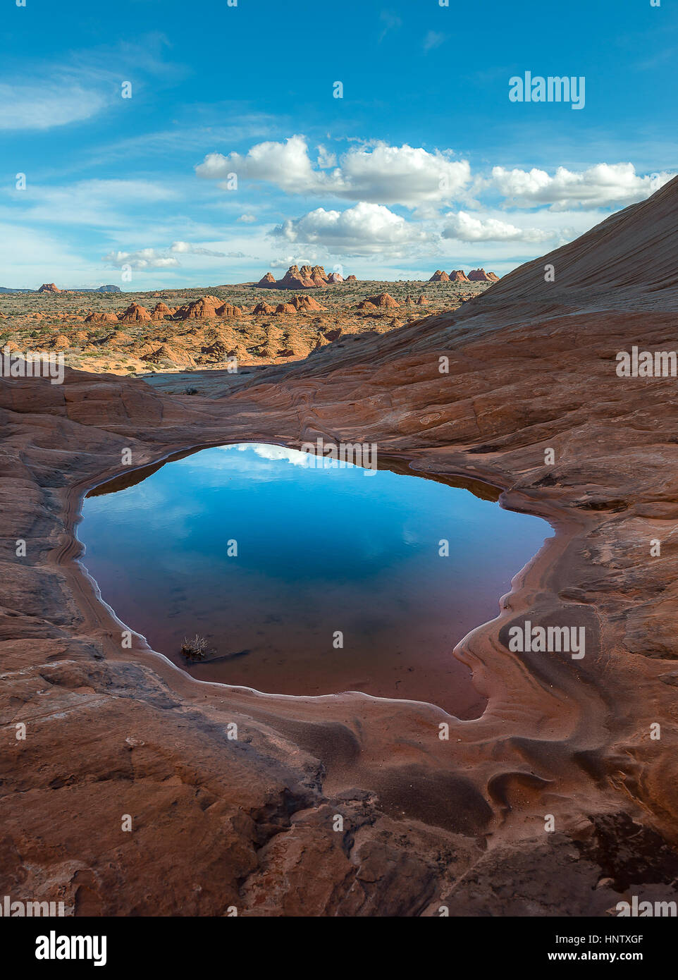 Schöne Landschaftsaufnahmen von Erosion Berg um die Welle in North Coyote Buttes, Arizona Stockfoto