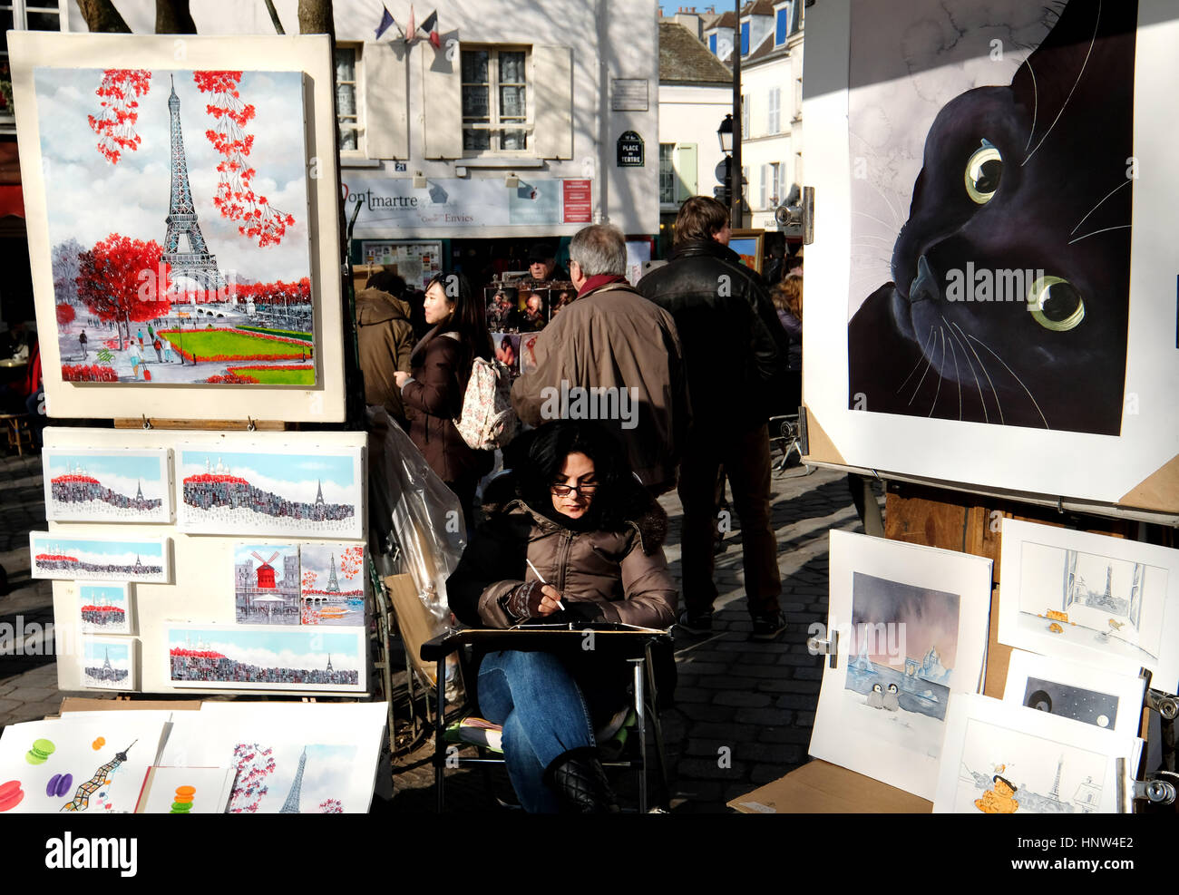 Künstler und Touristen in die Place du Tertre, Montmartre, Paris, Frankreich, Europa Stockfoto