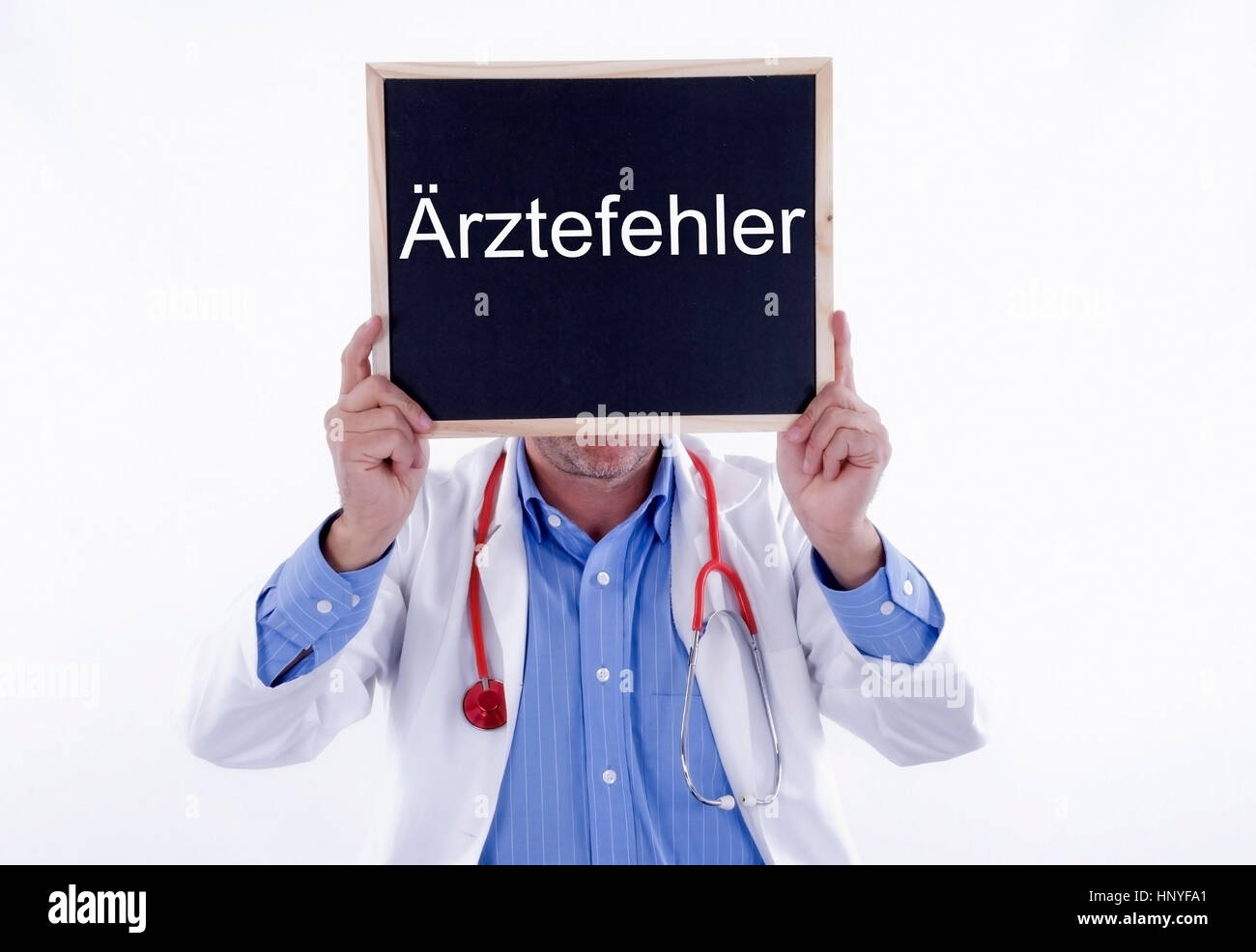 Model Release Arzt Mit Tafel Aerztefehler Arzt Mit Blackboard ärzte