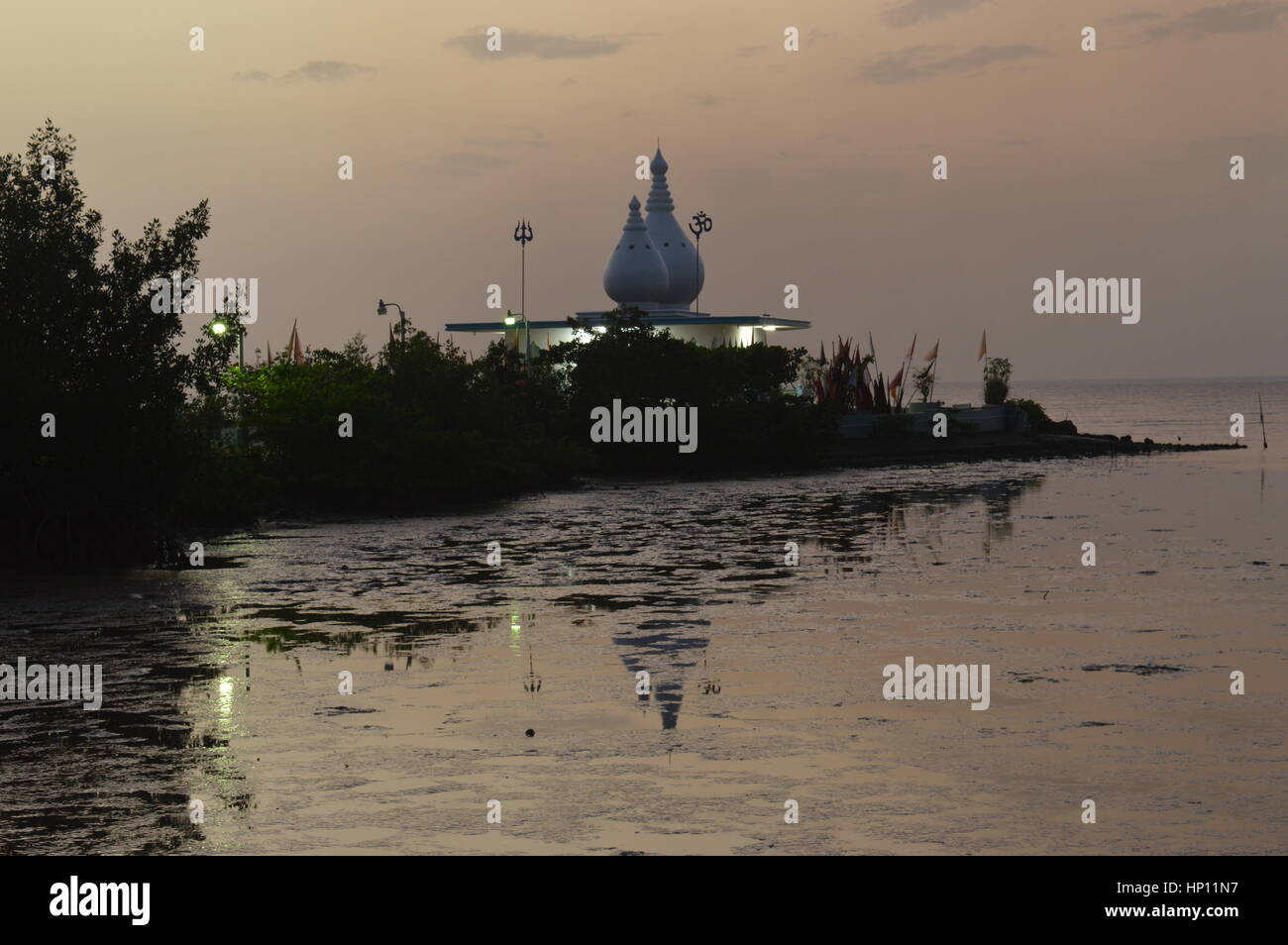 Tempel im Meer hinduistischen Wallfahrtsort in Waterloo, Carapichaima, Couva-Tabaquite-Talparo, Trinidad und Tobago. Stockfoto