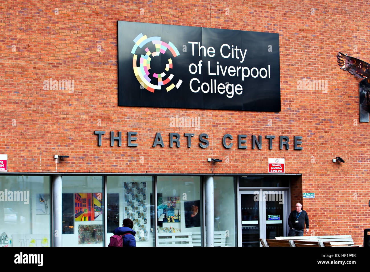 Außenansicht von der Stadt von Liverpool College Arts Centre Stockfoto