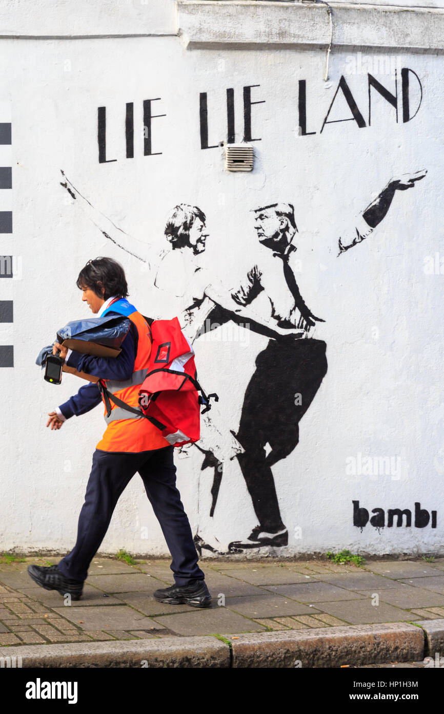 Bambi street artist Fotos und Bildmaterial in hoher Auflösung Alamy