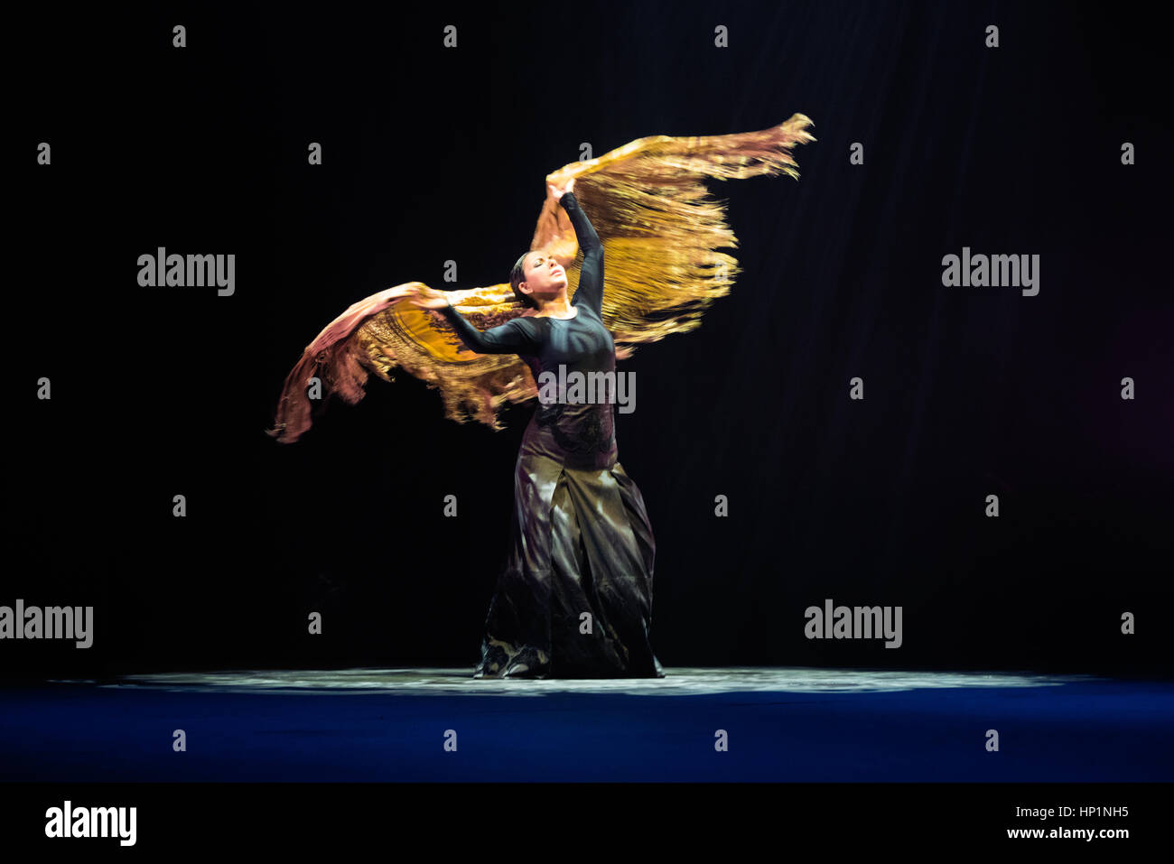 London, UK. 17. Februar 2017. CIA. Eva Yerbabuena präsentieren Apariencias am Sadler es Wells Theatre. Bildnachweis: Danilo Moroni/Alamy Live-Nachrichten Stockfoto