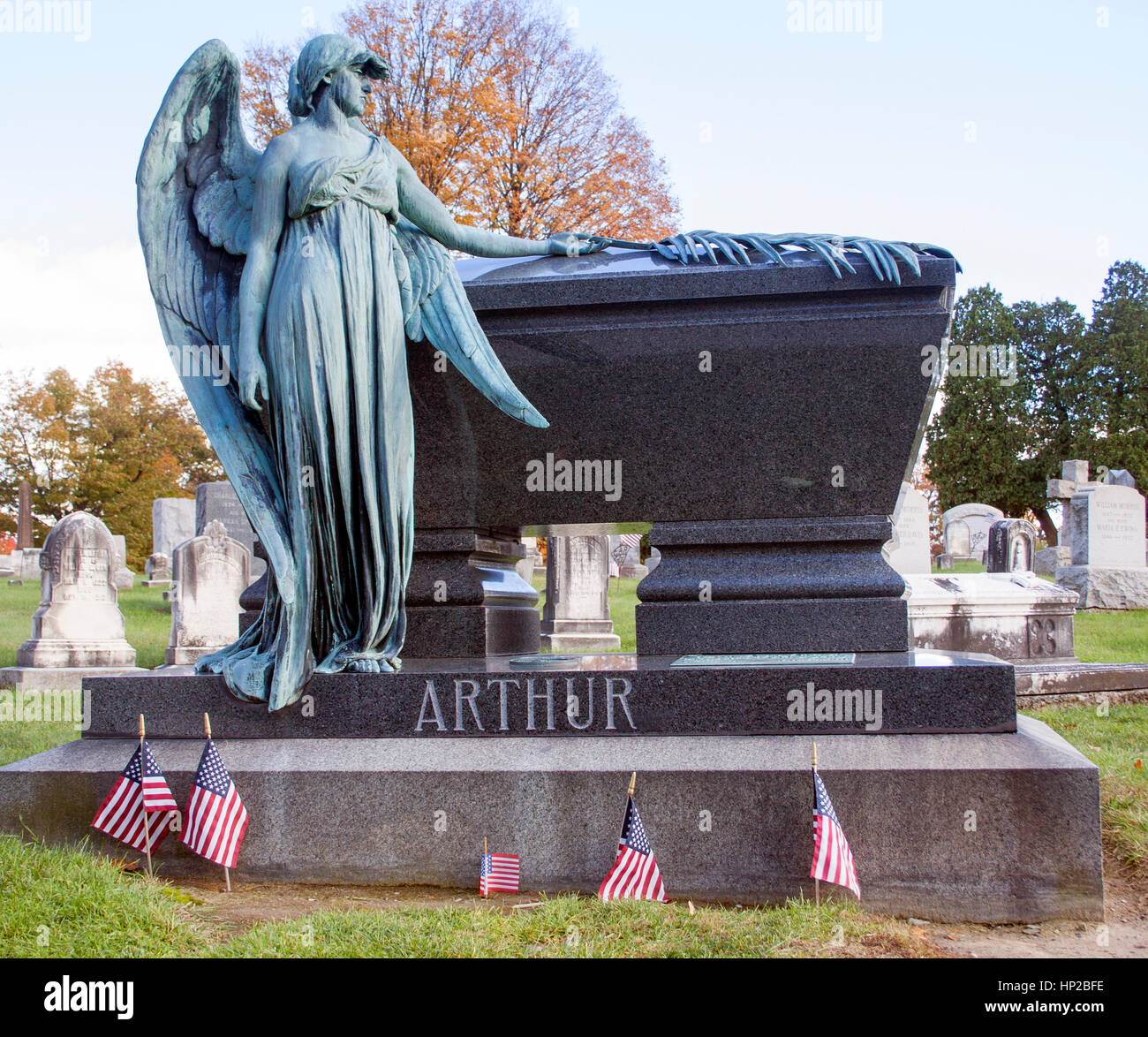 Letzte Ruhestätte von Chester A. Arthur, 21. US-Präsident, auf dem Albany Rural Cemetery, einem friedlichen historischen Ort in New York. Stockfoto