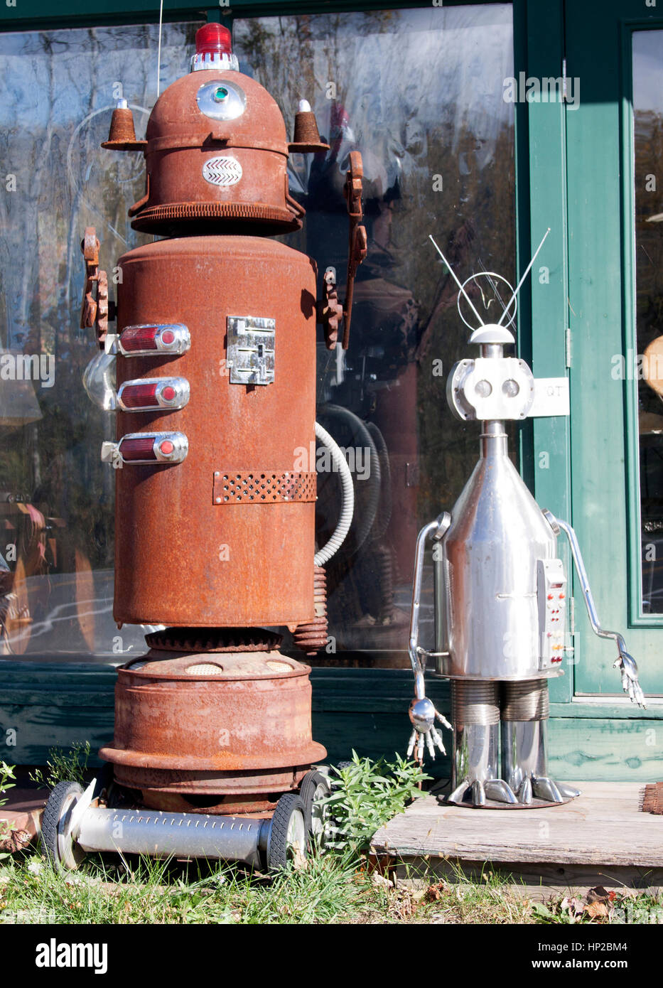 Steve Heller Volkskunst wie diese Roboter in Boiceville New York. Stockfoto