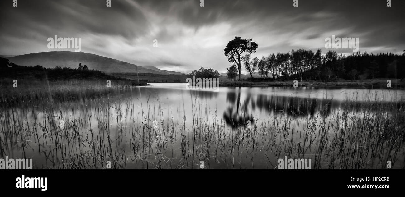 Loch Ba Reflexion, Rannoch Moor, Glencoe Landschaften, Schottisches Hochland Stockfoto