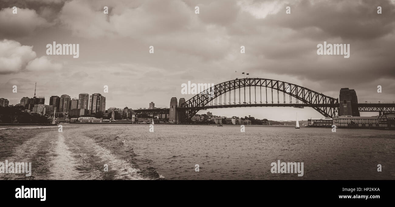 Sydney Harbour Bridge & Stadtbild Stockfoto
