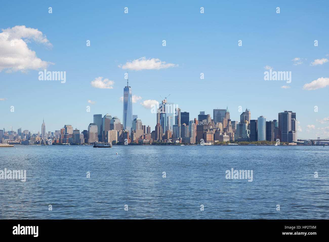 New York City Skyline Weitblick in einem klaren sonnigen Tag Stockfoto