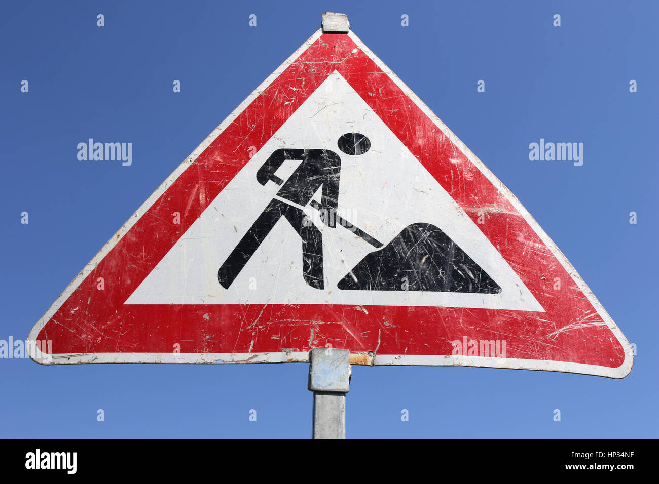 Deutsche Verkehrszeichen: Straßenbauarbeiten Stockfoto