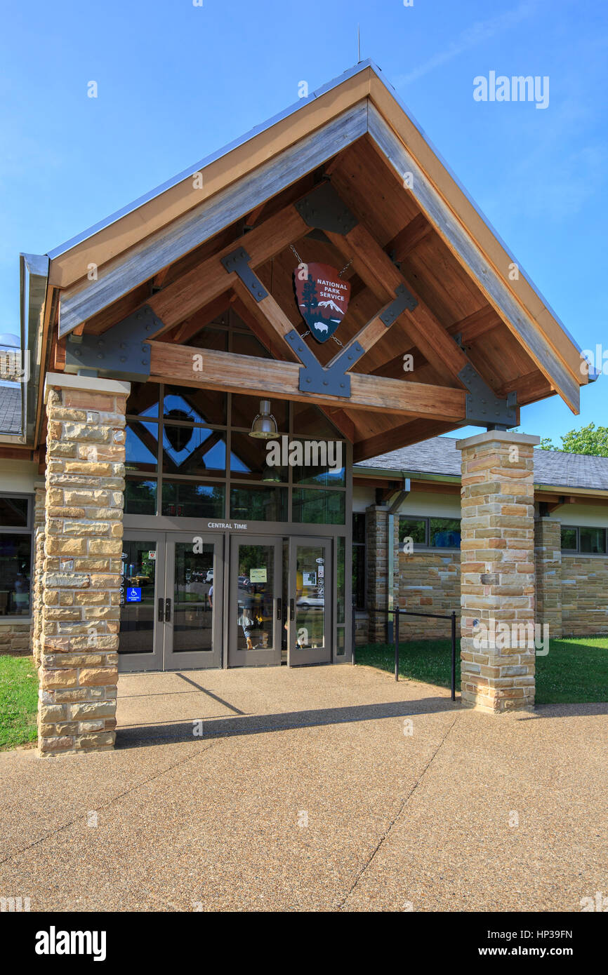 Eingang zum Zentrum der Mammoth Cave National Park Besucher Stockfoto