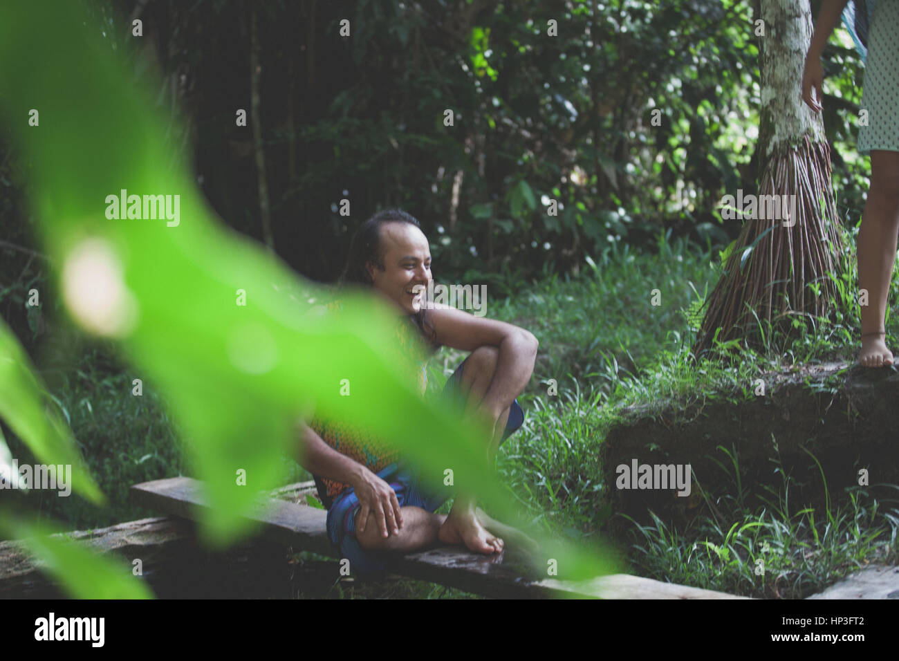 Wir analysieren die Verwendung von Waldprodukte und Dienstleistungen für Einkommen unter den indigenen Haushalten im kolumbianischen Amazonas. Wir finden, dass Familien wieder Stockfoto