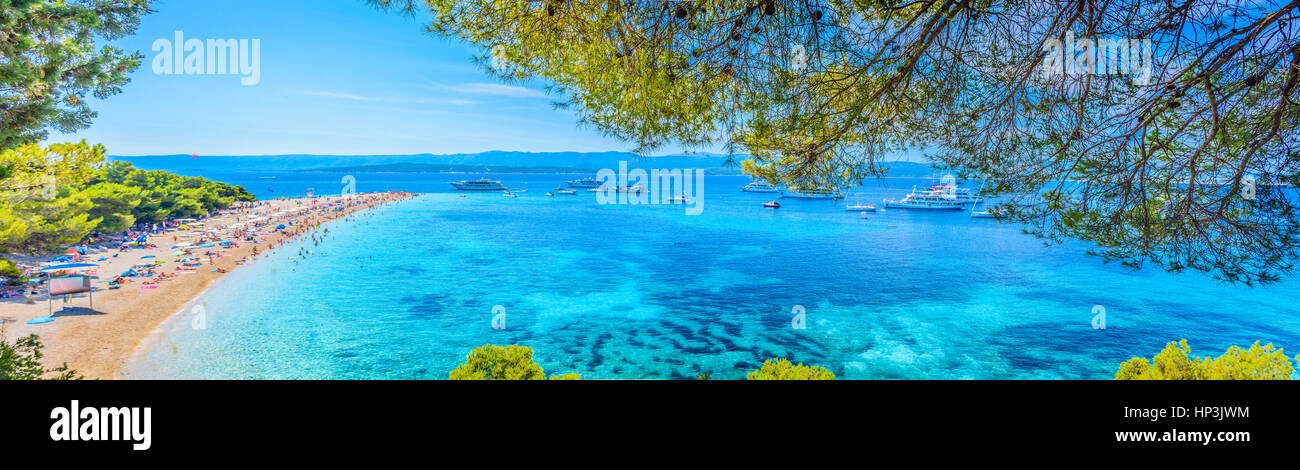 Sommer-Panorama der berühmten Adria Strand Golden Cape, Kroatien  Stockfotografie - Alamy