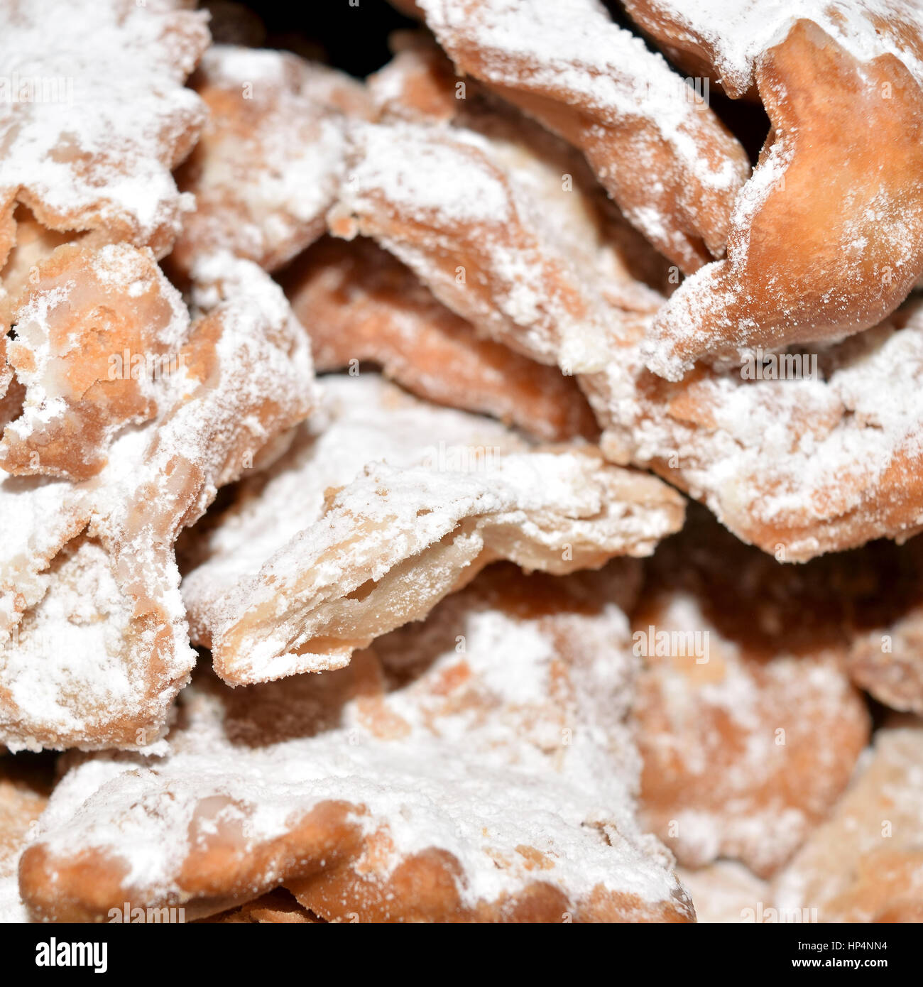 Ciacchiere sind eine typische italienische Süßigkeiten in der Regel während der Zeit des Karnevals vorbereitet Stockfoto