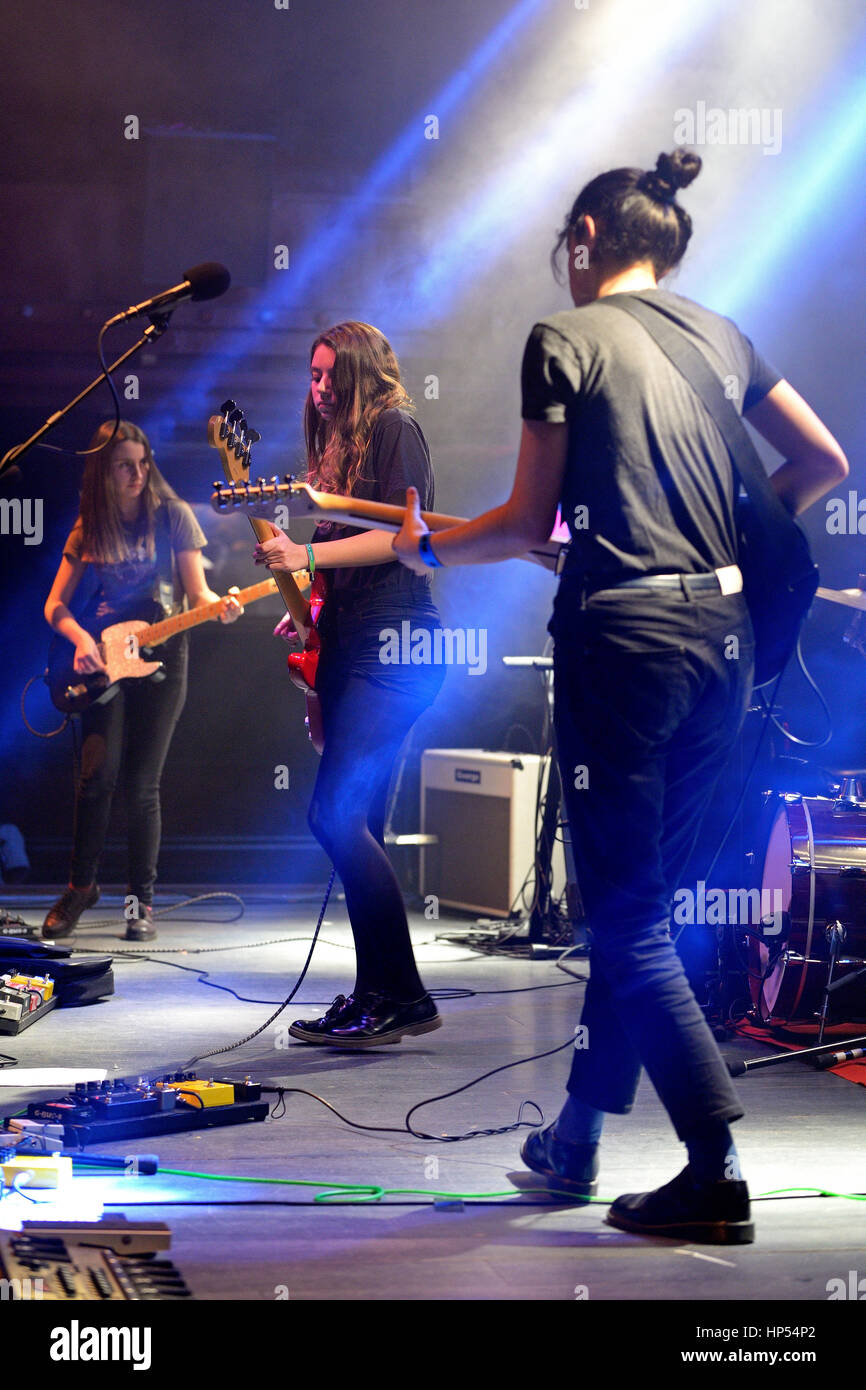 BARCELONA - 8 FEB: Trauern (Band) führt auf Apolo Veranstaltungsort am 8. Februar 2015 in Barcelona, Spanien. Stockfoto