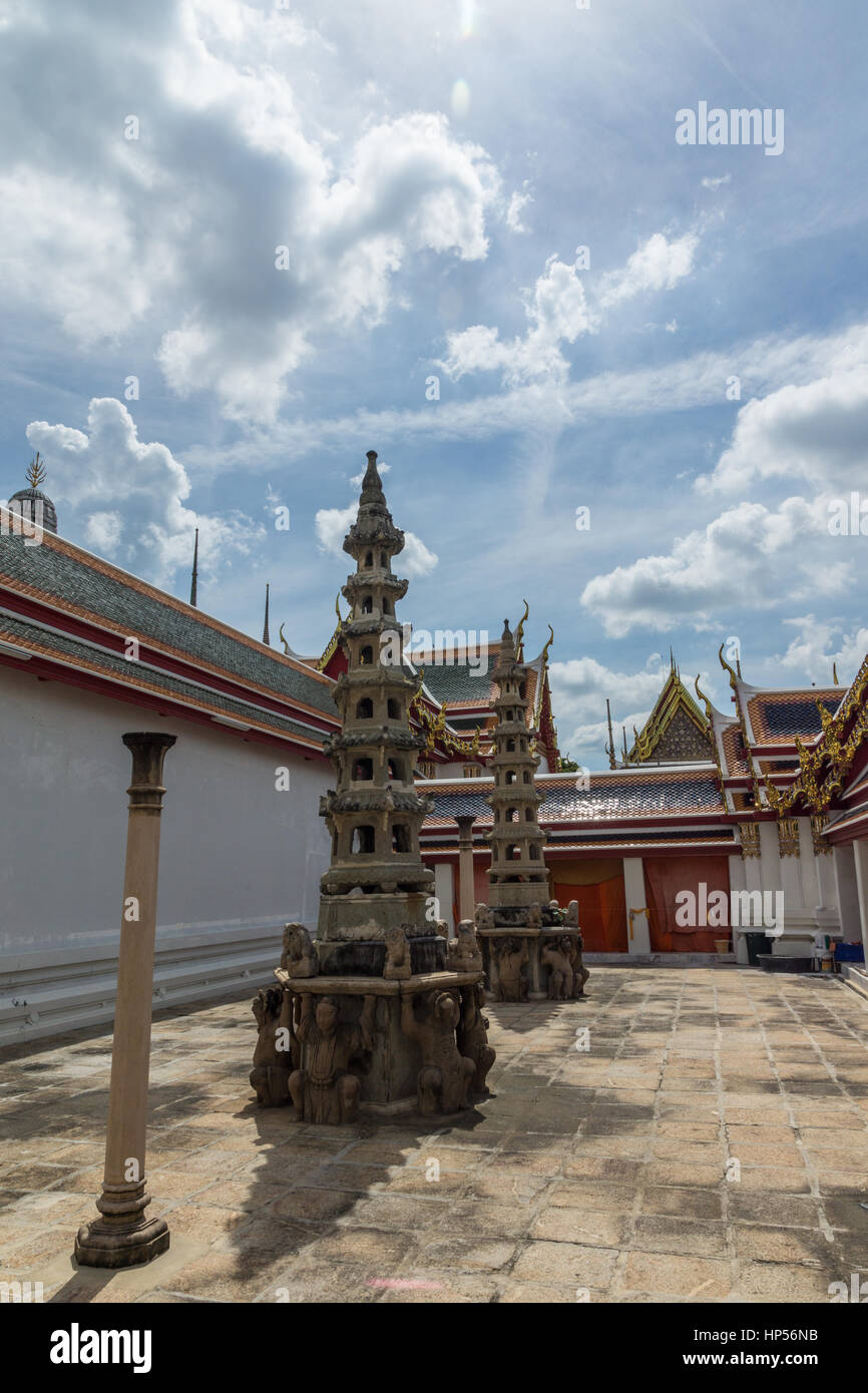 Buddhistischer Tempel des sich zurückneigenden Buddha (Wat Pho) in Bangkok, Thailand Stockfoto