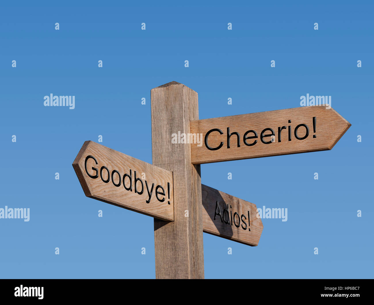 Möglichkeiten, sich zu verabschieden. Auf Wiedersehen, cheerio, Adois. Wegweiser, Schilder, post, Weg, Strecke, Konzept, Richtung Stockfoto