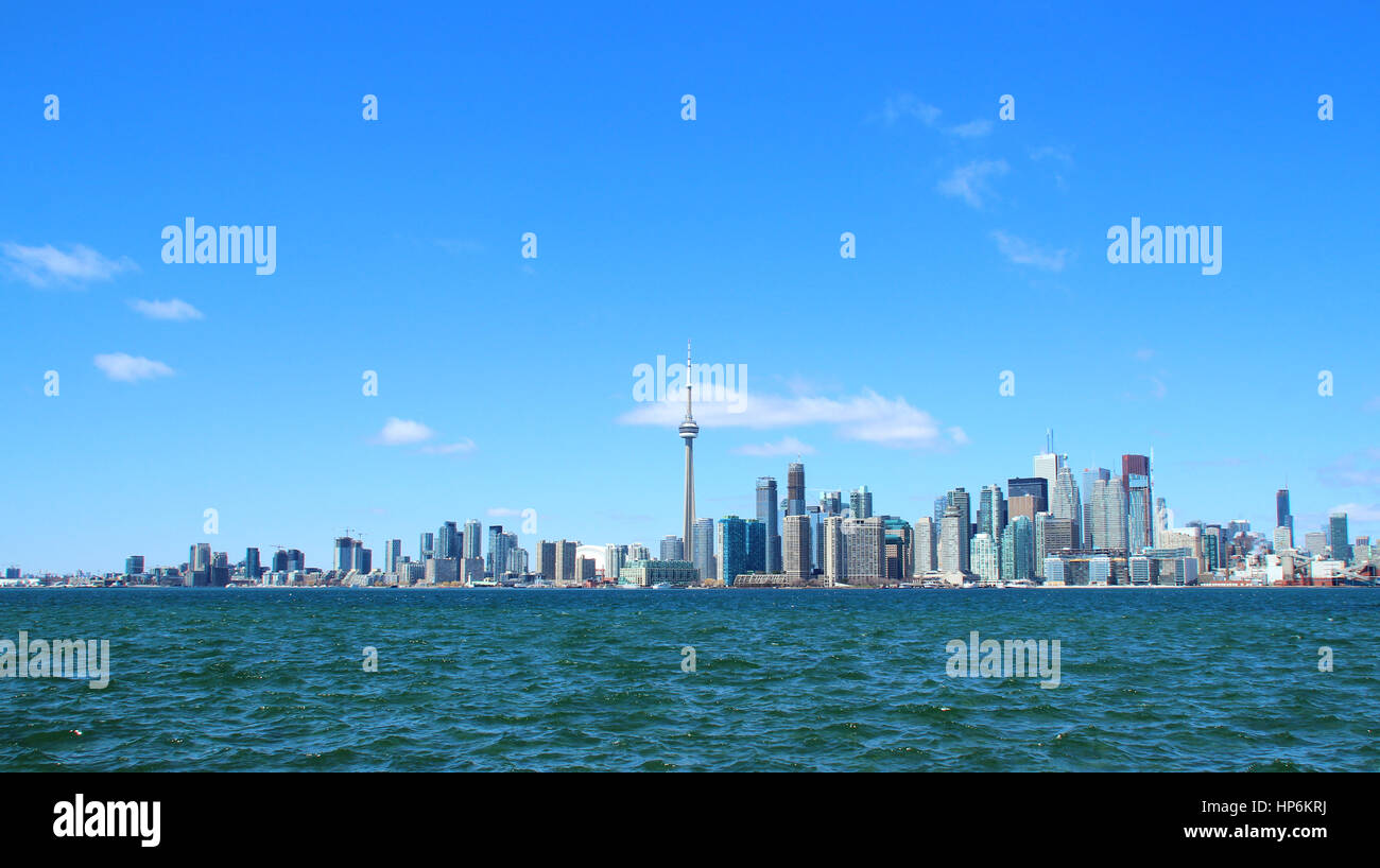 Die Innenstadt von Toronto Skyline an einem sonnigen Tag Stockfoto