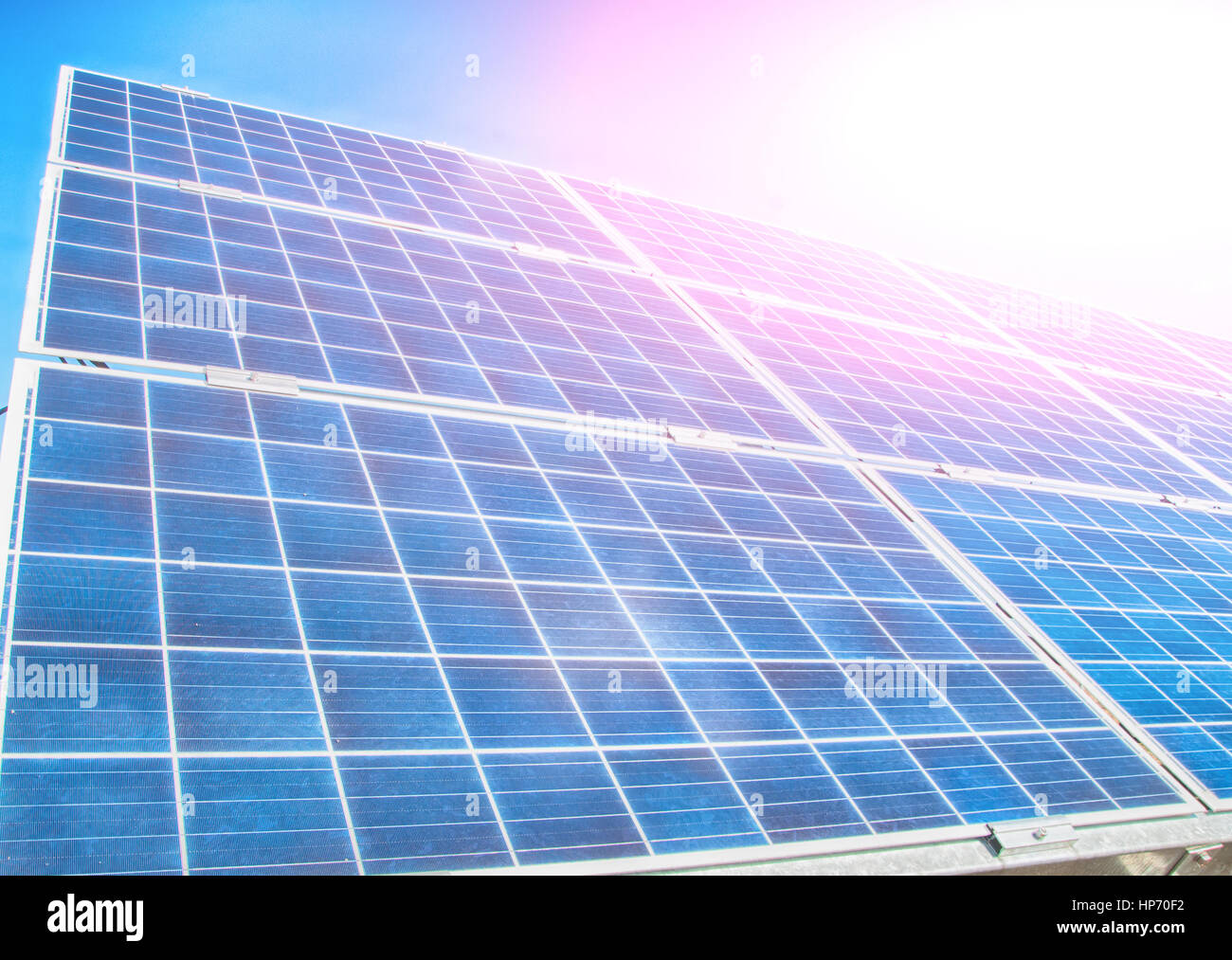 Bild einer großen Solaranlage Stockfoto