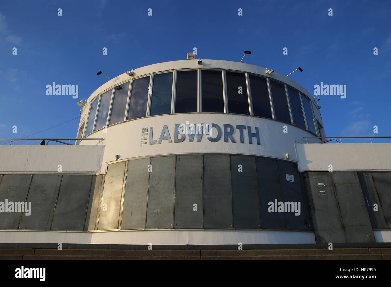 Die modernistische Labworth Cafe / Restaurant auf Canvey Insel, Essex, entworfen von Ove Arup Stockfoto