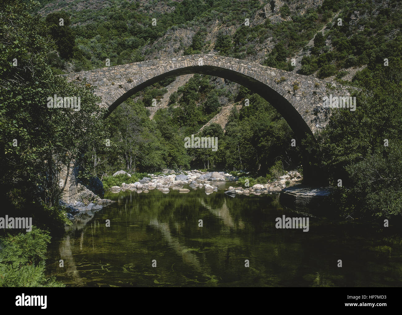 Alte steinbogenbruecke, Pont genois de Porto, Korsika, Frankreich Stockfotografie Alamy Alte steinbogenbruecke, Pont genois de Porto, Korsika, Frankreich Stockfotografie Alamy