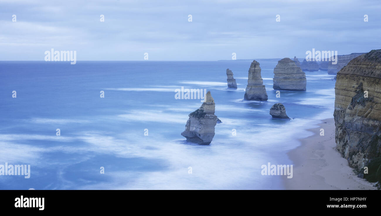 Felskueste, zwoelf Apostel, Port-Campbell-Nationalpark, Victoria, Australien Stockfoto