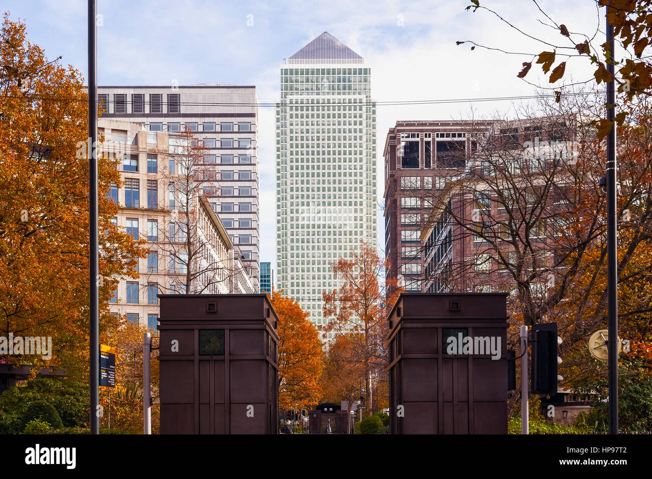 Canary Wharf in London von Westferry Circus gesehen Stockfoto